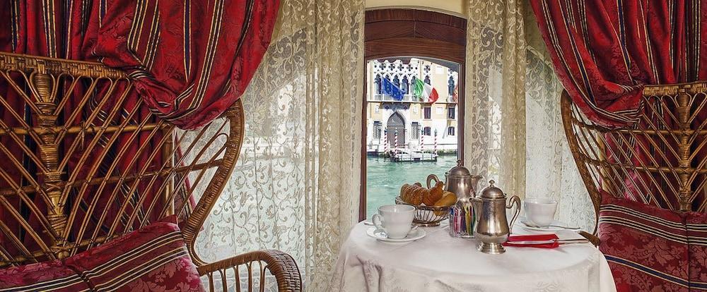 Hotel Galleria Venice Luaran gambar