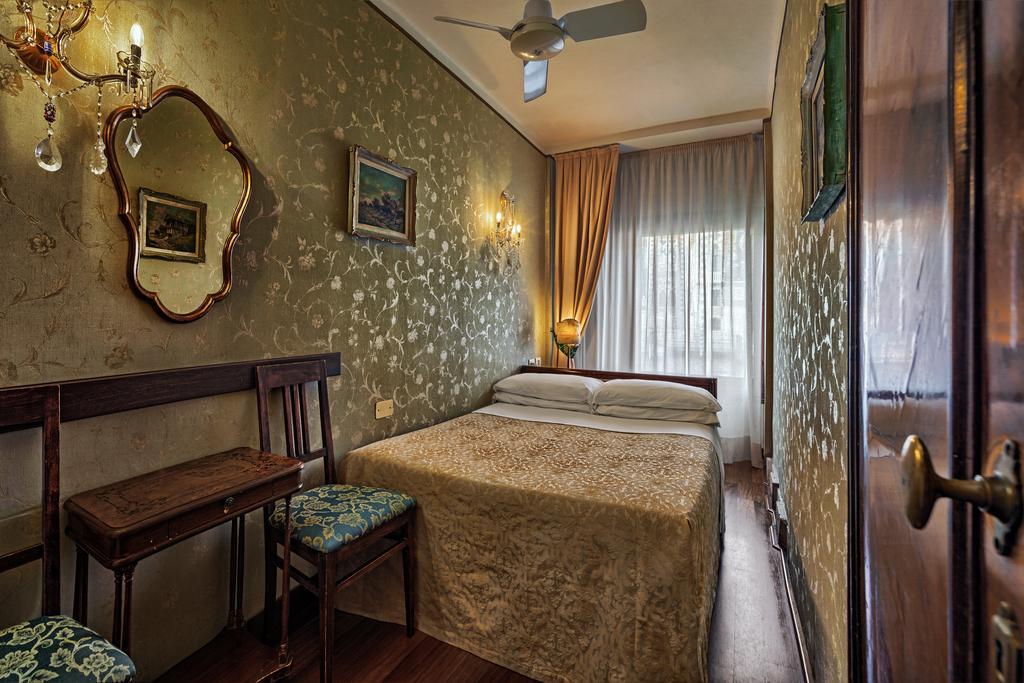 Hotel Galleria Venice Luaran gambar